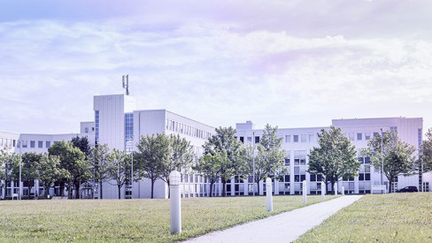 Ausbildung und Studium bei Daimler TSS