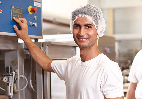 Ausbildung zum Maschinen- und Anlagenführer bei Feneberg Lebensmittel.